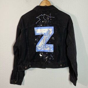 NWT‎ Levi's Women's Hand Painted Trucker Jacket